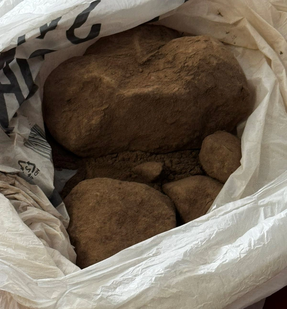 Uprava policije - U okviru aktivnosti na sprečavanju distribucije opojnih droga, u Tuzli oduzeto 1,8 kg droge